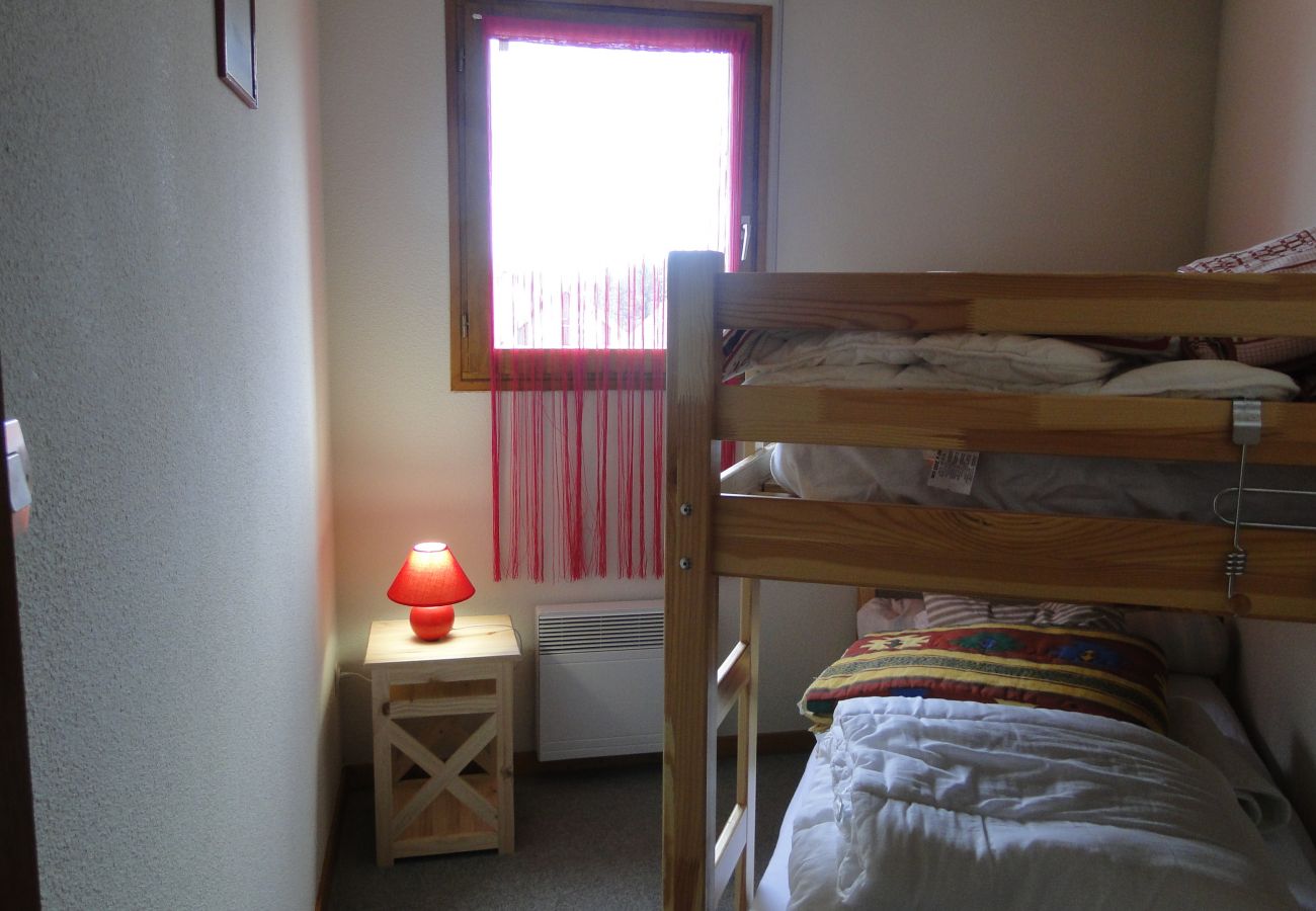 Appartement à Métabief - METABIEF - BEAUSOLEIL Appartement 6 Pers -   APPA BFP 206C