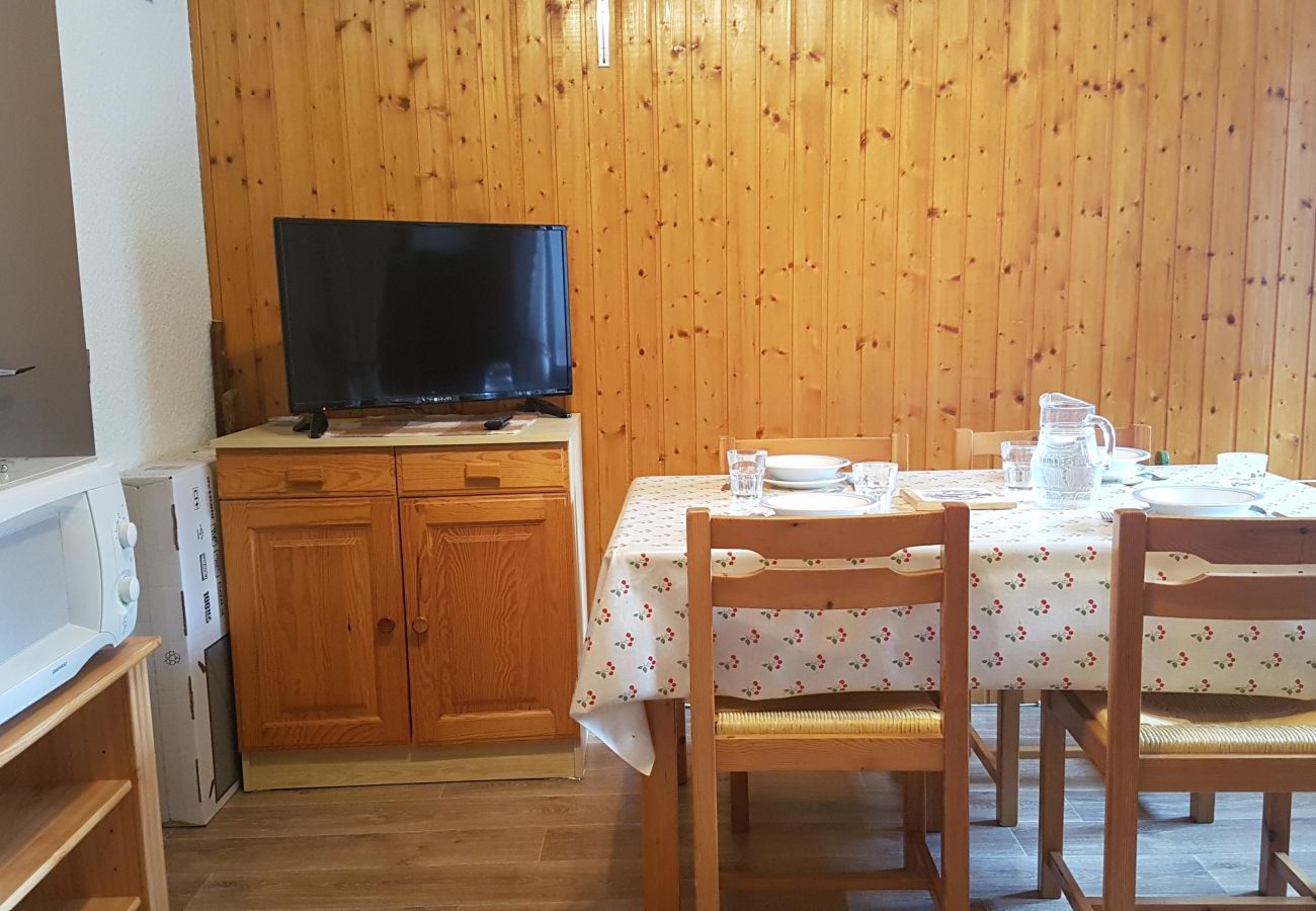 Studio à Métabief - METABIEF - BEAUSOLEIL - Montana Appartement 4 Personnes - APPA BMON1104 