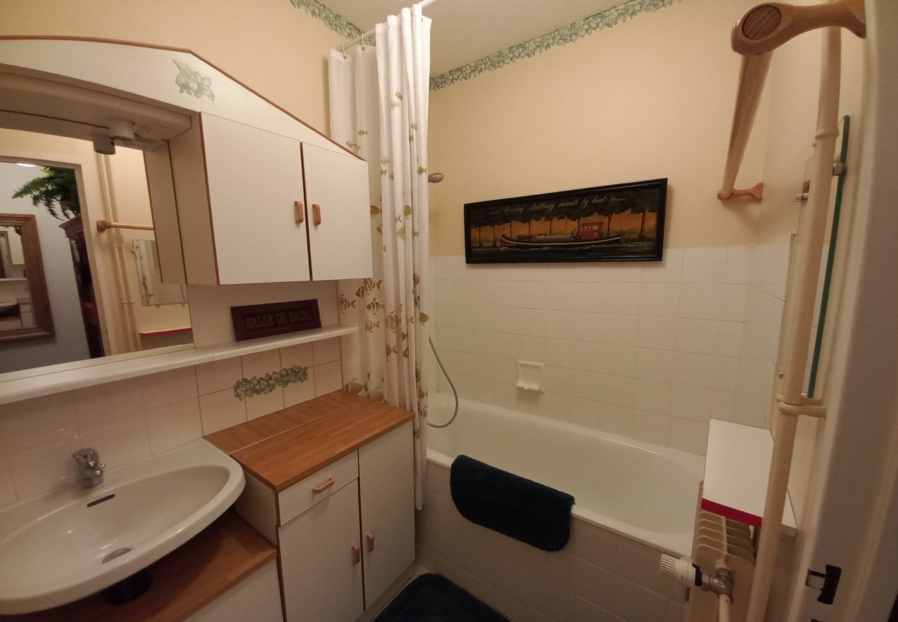 Appartement à Métabief - METABIEF - MONT D'OR 73 Appartement 6 Pers -   APPA MODO 73 - 3D