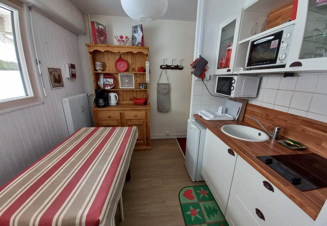 Appartement à Métabief - METABIEF - MONT D'OR 73 Appartement 6 Pers -   APPA MODO 73 - 3D