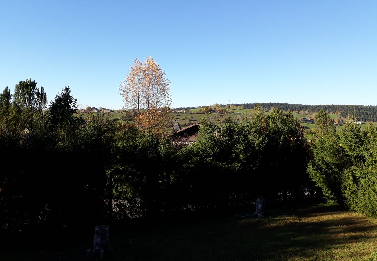 Chalet à Longevilles-Mont-d´Or -  LONGEVILLES MONT D'OR - CHALETS 6 Personnes