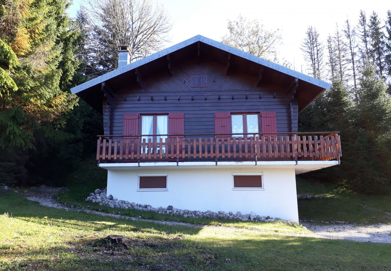 Chalet à Longevilles-Mont-d´Or -  LONGEVILLES MONT D'OR - CHALETS 6 Personnes