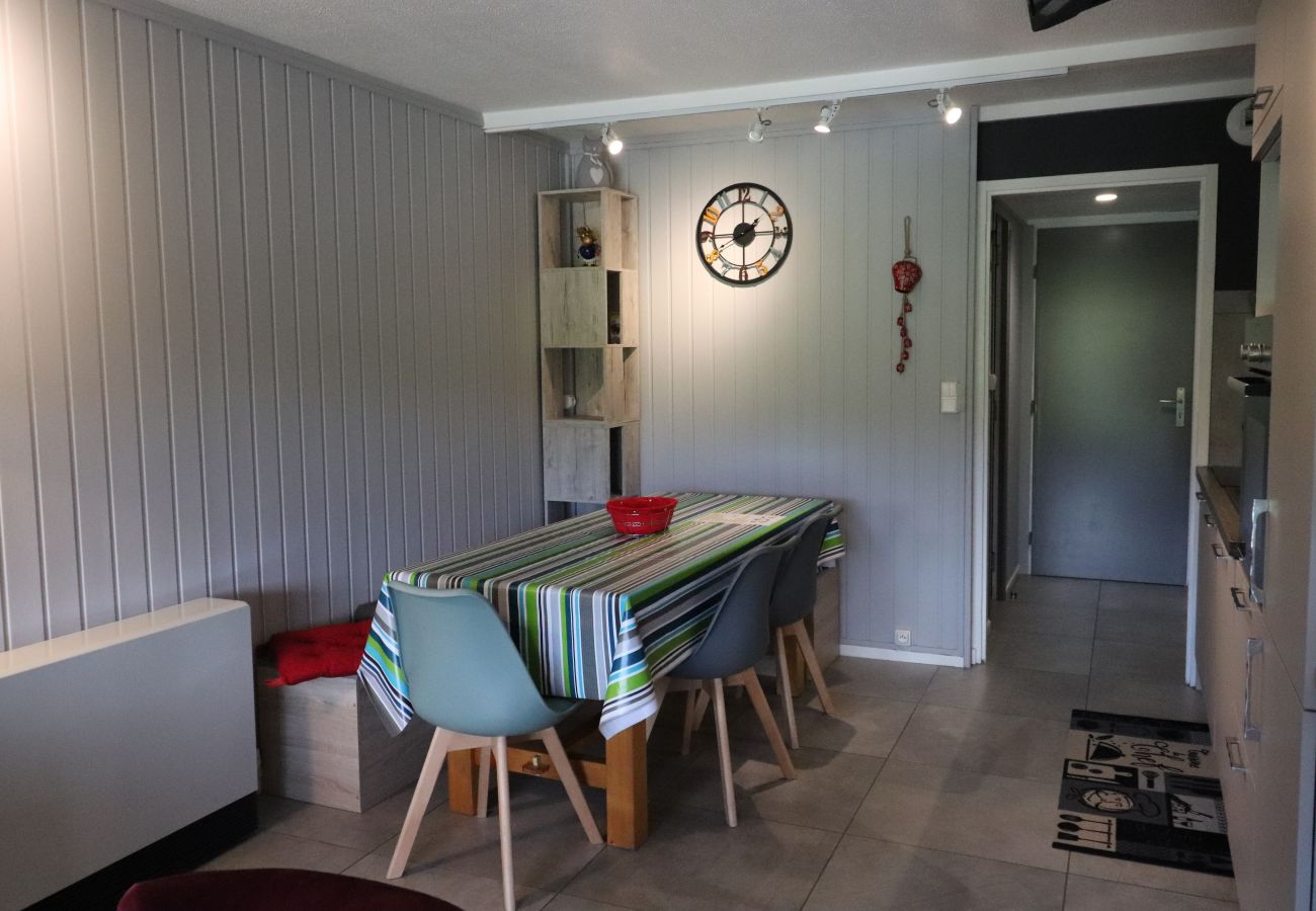 Appartement à Métabief - METABIEF - BEAUSOLEIL - Belle Etoile Appartement 6 Pers-   APPA BELLEETOILE65
