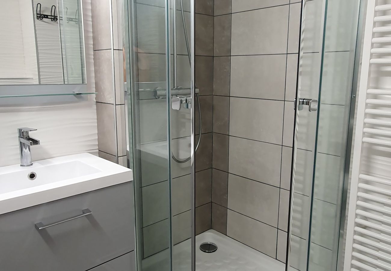 Appartement à Métabief - METABIEF - BEAUSOLEIL - Belle Etoile Appartement 6 Pers-   APPA BELLEETOILE65