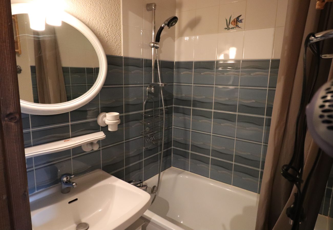 Appartement à Métabief - METABIEF - BEAUSOLEIL - Montana Appartement 4 Pers -   APPA BMON1407