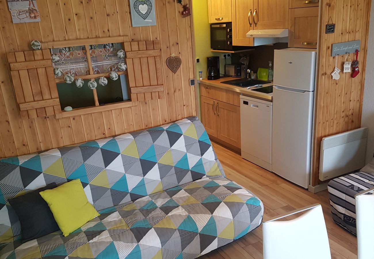 Appartement à Métabief - METABIEF - BEAUSOLEIL - Campagnarde Appartement 5 personnes -   APPA BCAMP 45