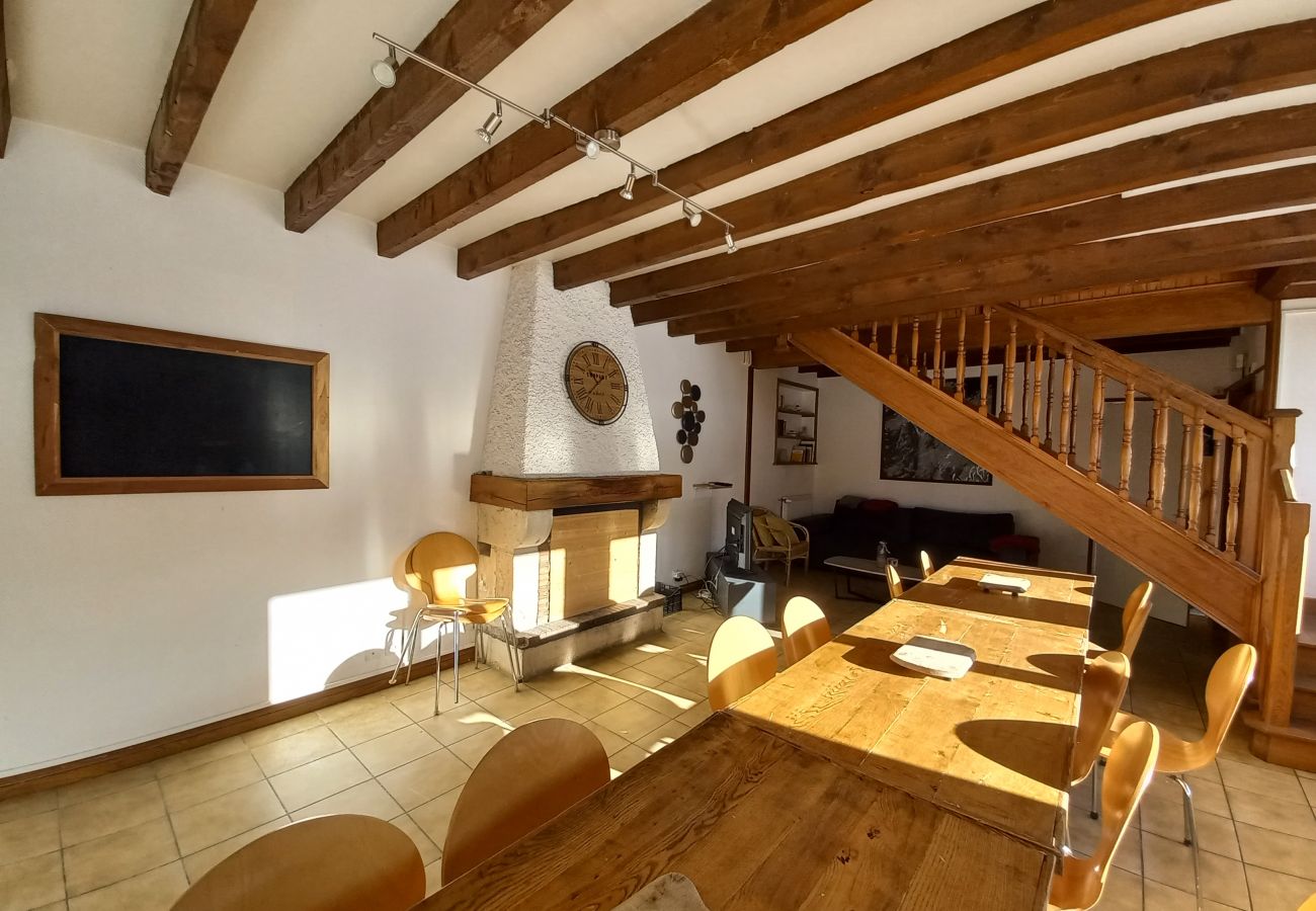 Chalet à Métabief - METABIEF - Chalet proche pistes 15 Pers