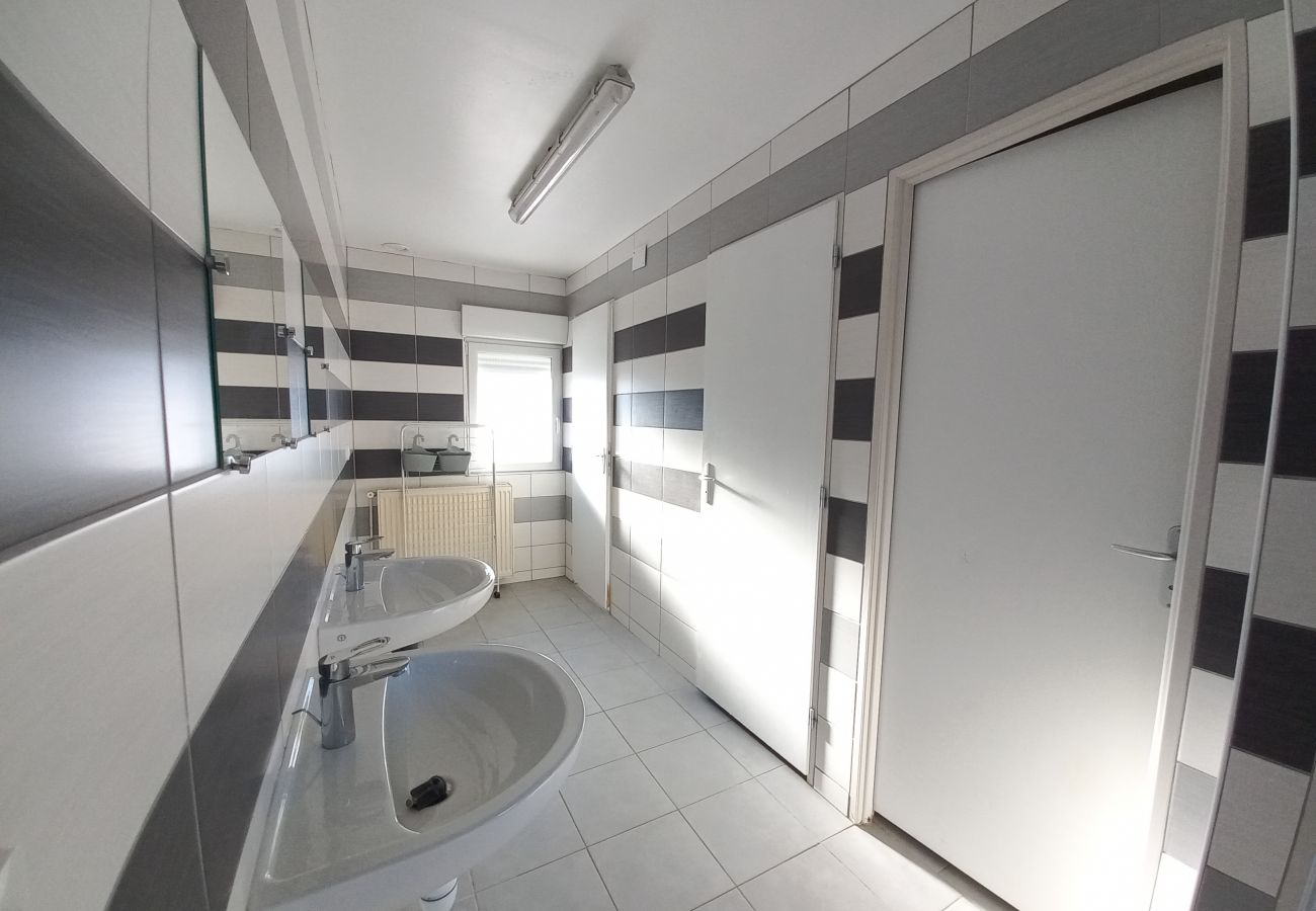 Chalet à Métabief - METABIEF - Chalet proche pistes 15 Pers