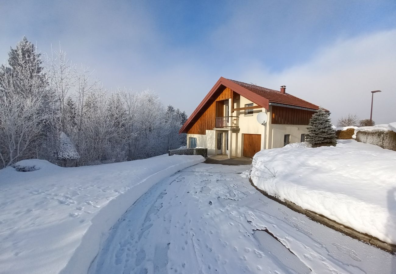 Chalet à Les Hôpitaux-Neufs - LES HOPITAUX NEUFS - MAISON 8 personnes - MAIS HNCO12 