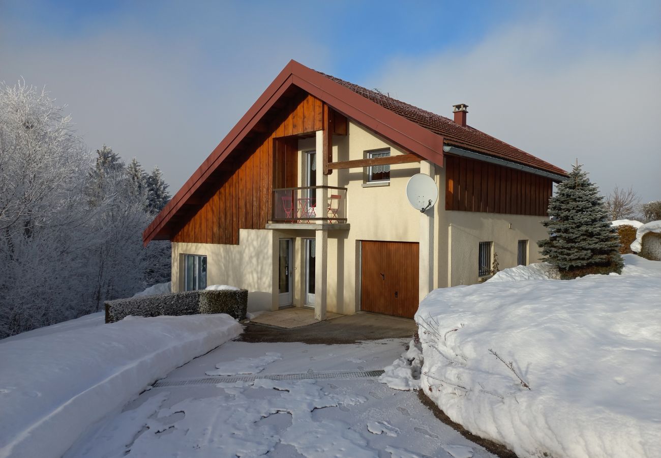 Chalet à Les Hôpitaux-Neufs - LES HOPITAUX NEUFS - MAISON 8 personnes - MAIS HNCO12 