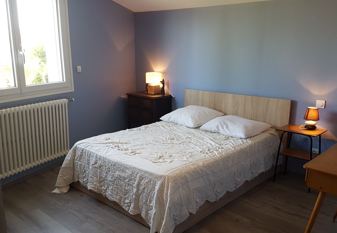 Chalet à Métabief -  METABIEF - Chalets proche pistes 14 Personnes