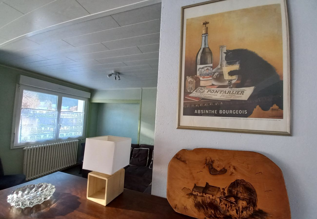 Chalet à Métabief -  METABIEF - Chalets proche pistes 14 Personnes