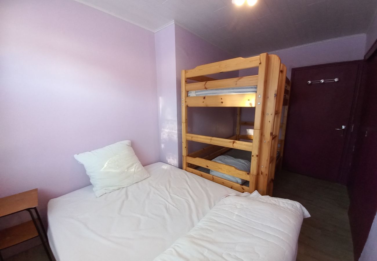 Chalet à Métabief -  METABIEF - Chalets proche pistes 14 Personnes
