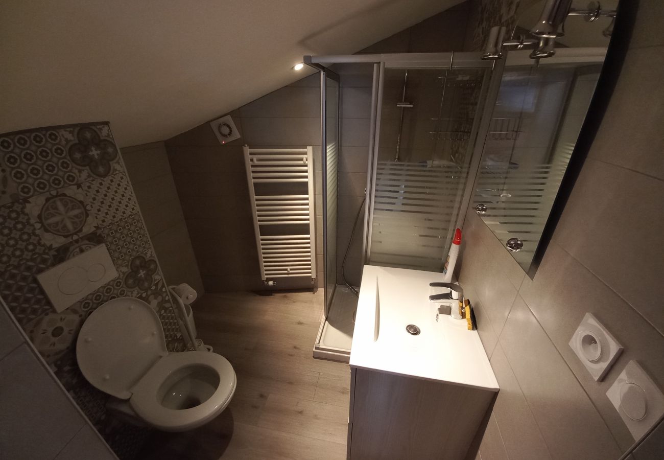 Chalet à Métabief -  METABIEF - Chalets proche pistes 14 Personnes