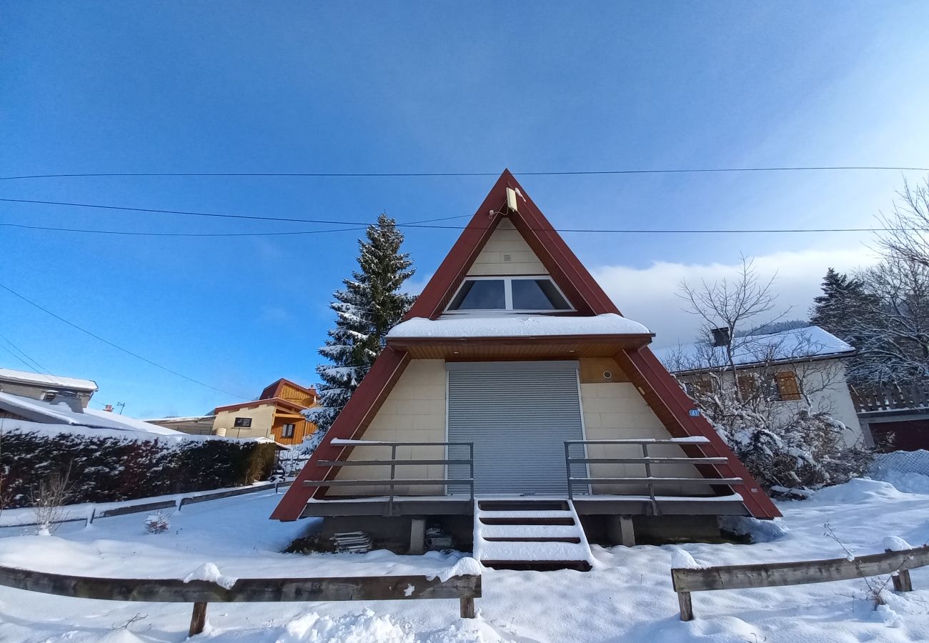 Chalet à Métabief -  METABIEF - Chalets 6 Personnes