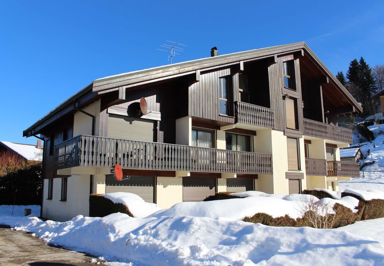Appartement à Les Hôpitaux-Neufs - LES HOPITAUX NEUFS Appartement 4 personnes