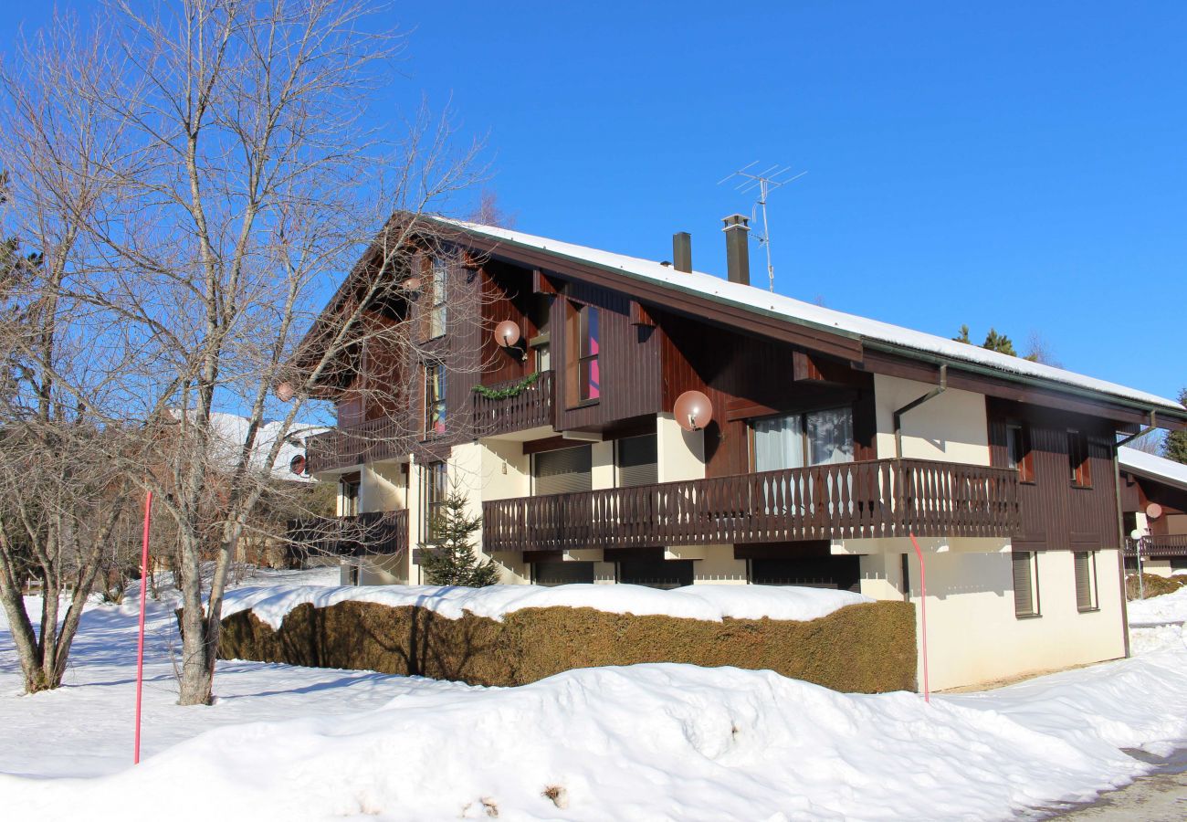 Appartement à Les Hôpitaux-Neufs - LES HOPITAUX NEUFS Appartement 4 personnes
