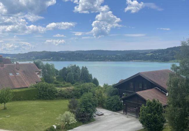 Appartement à Malbuisson - Appartement à Malbuisson avec vue sur lac pour 6 personnes