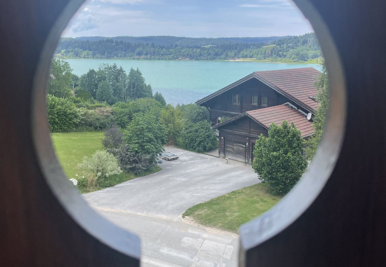 Appartement à Malbuisson - Appartement à Malbuisson avec vue sur lac pour 6 personnes