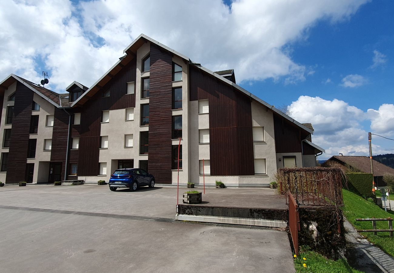 Appartement à Malbuisson - Appartement à Malbuisson avec vue sur lac pour 6 personnes