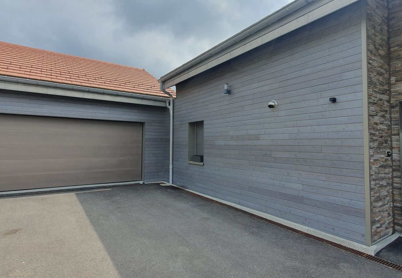 Appartement à Montperreux - Appartement au bout du lac Chaon 8 personnes