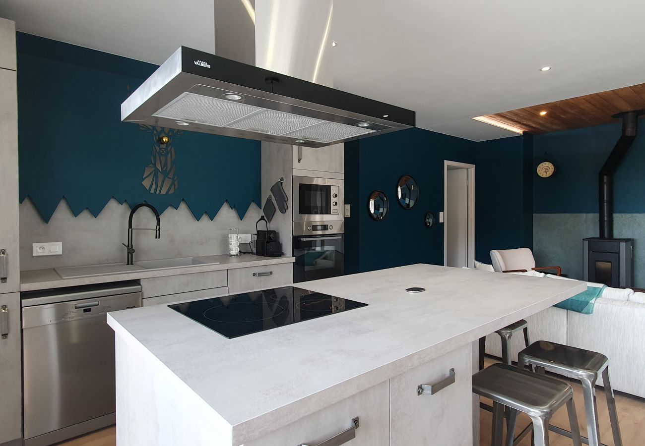 Appartement à Montperreux - Appartement au bout du lac Chaon 6 personnes 
