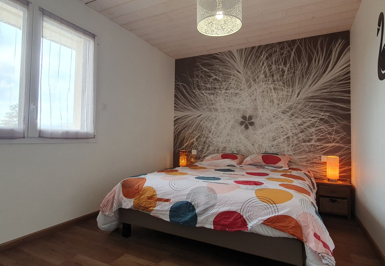 Appartement à Montperreux - Appartement au bout du lac Chaon 6 personnes 