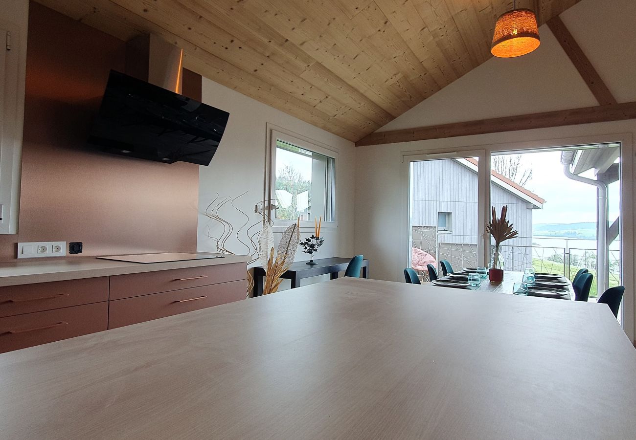 Maison à Montperreux - Maison au bout du lac Chaon 6 personnes 
