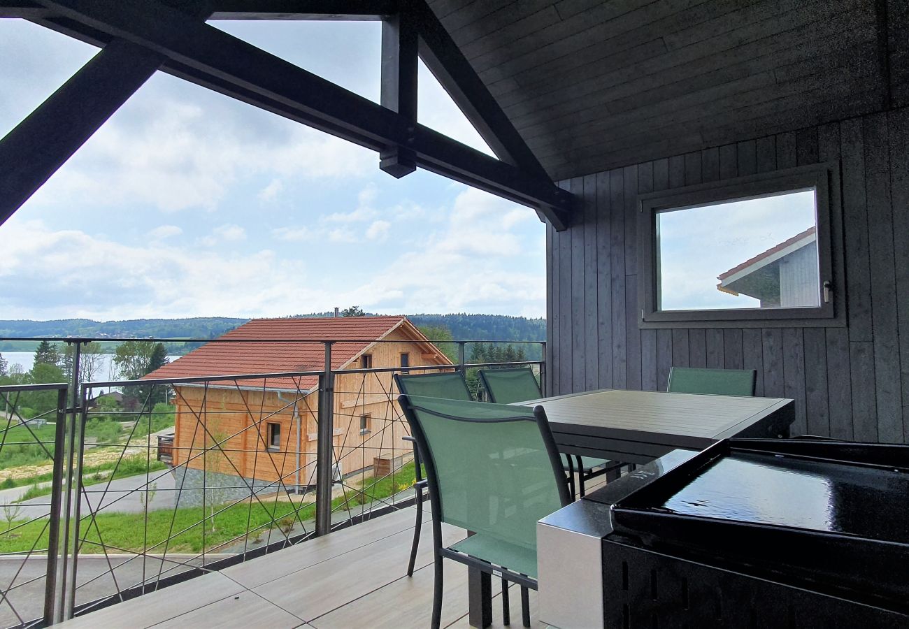 Maison à Montperreux - Maison au bout du lac Chaon 6 personnes 
